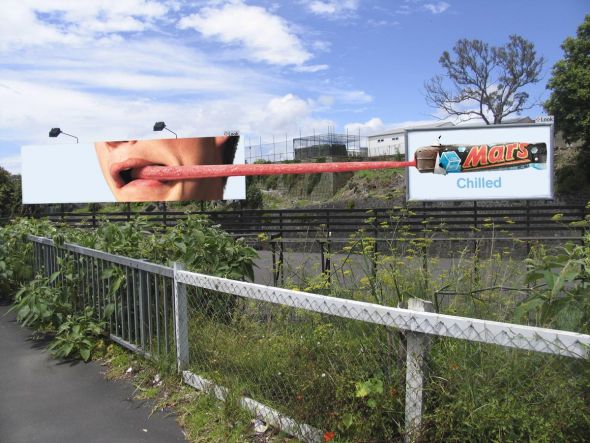 30+ Creative Outdoor Advertisements mars chilled tongue 30+ Creative Outdoor Advertisements